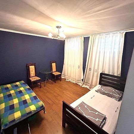 ティビリシBooboo Flat In Italian Yardアパートメント エクステリア 写真