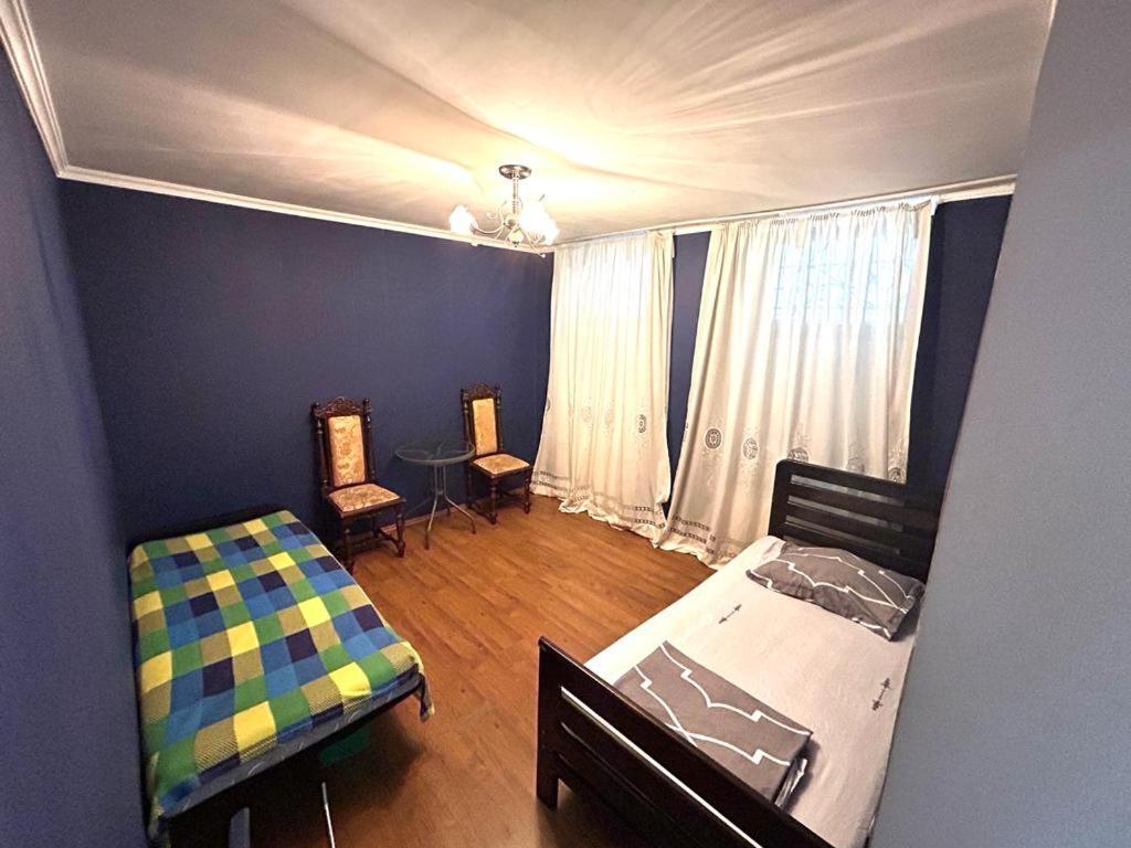 ティビリシBooboo Flat In Italian Yardアパートメント エクステリア 写真