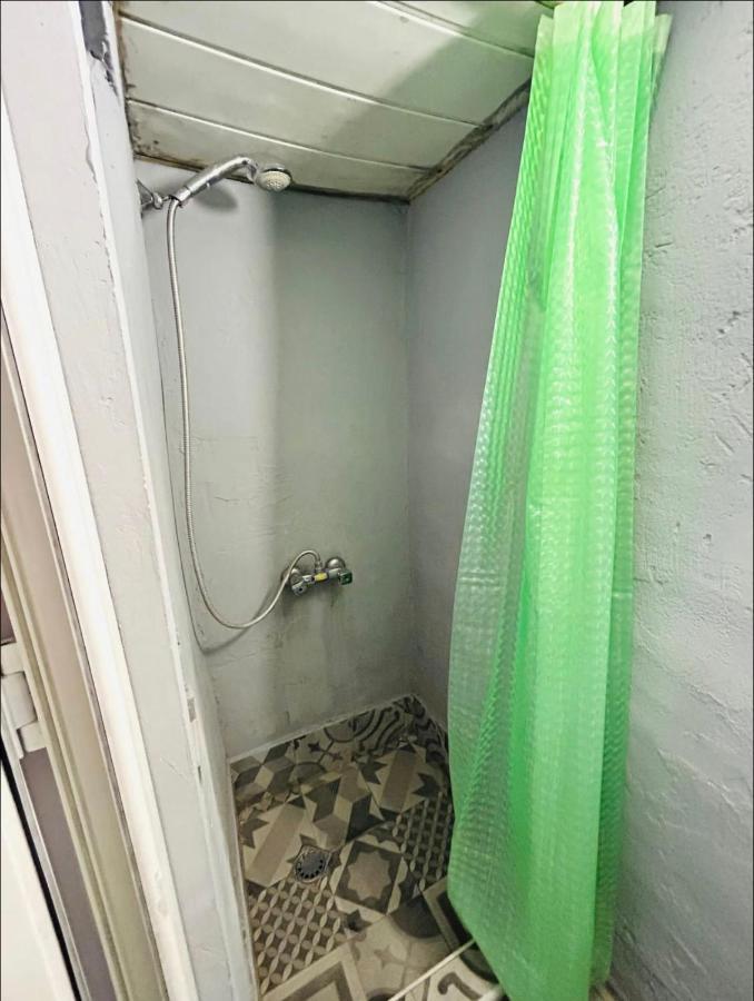 ティビリシBooboo Flat In Italian Yardアパートメント エクステリア 写真
